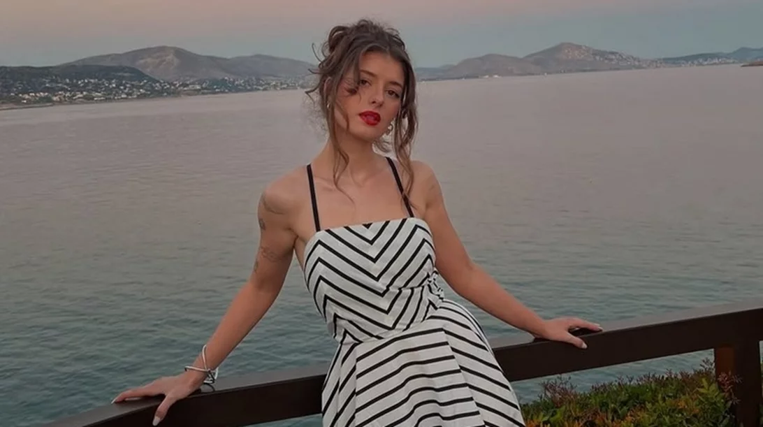 Εύη Δαέλη: Η άσκηση που ακολουθεί για γυμνασμένη πλάτη και γραμμωμένα χέρια