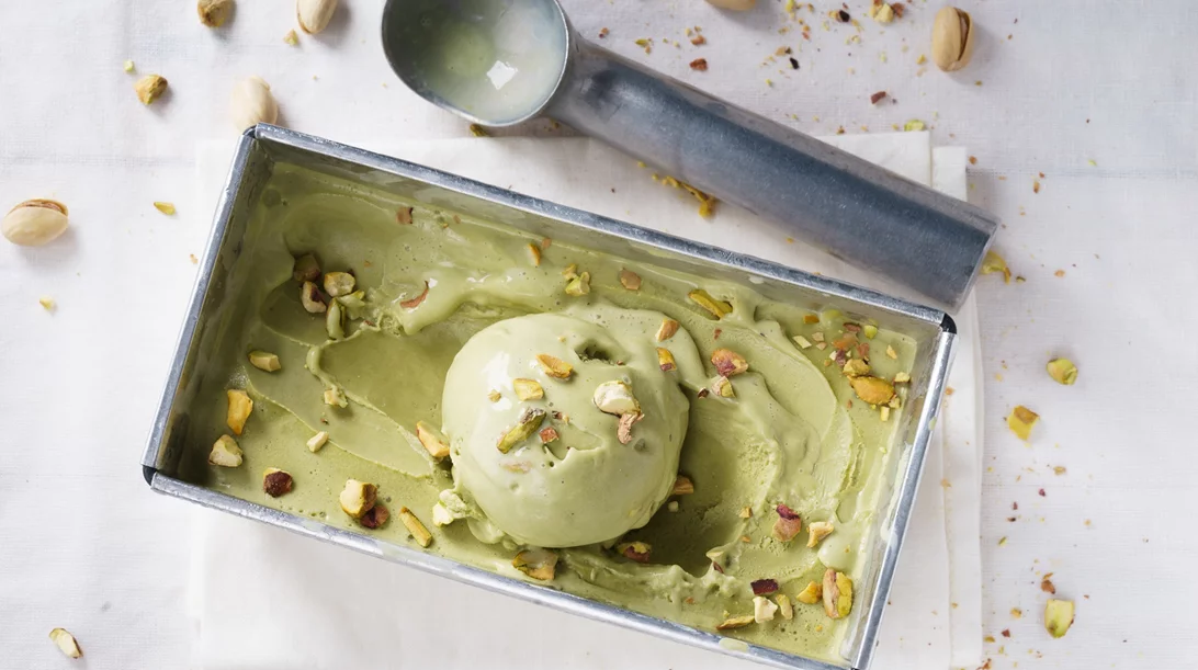 Συνταγή για αυθεντικό παγωτό φιστίκι με μόλις 4 υλικά - χωρίς ίχνος ζάχαρης