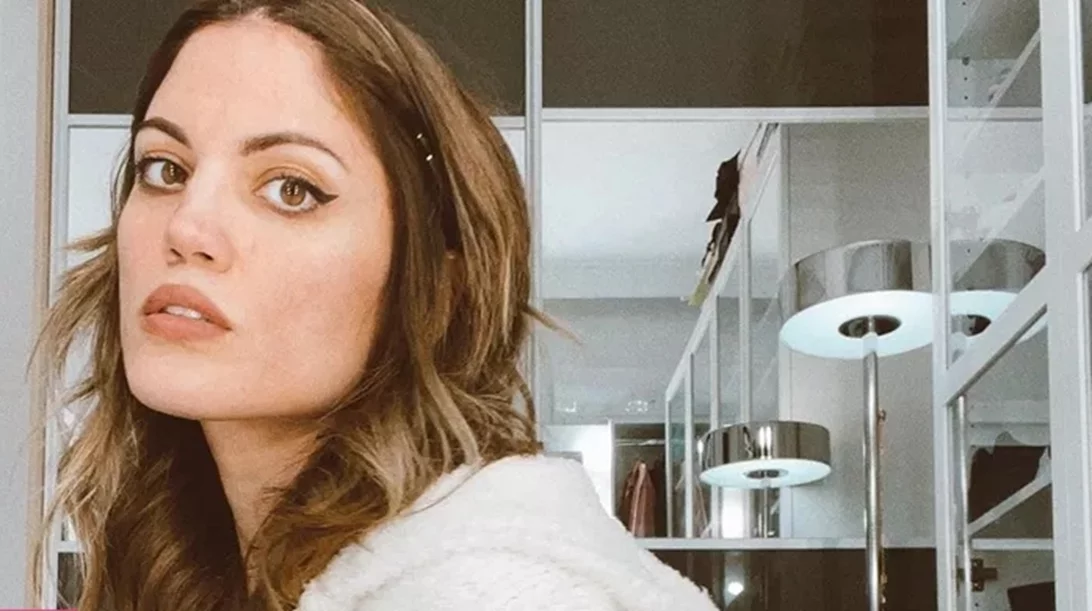 Μαίρη Συνατσάκη: Ο ευφυής τρόπος με τον οποίο τακτοποιεί το ντουλάπι της κουζίνας της