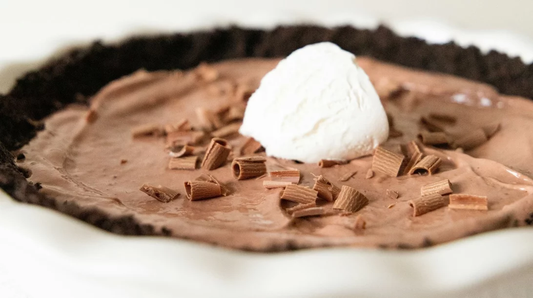 Μπανανογλυκό ψυγείου με 3 υλικά - Η συνταγή που θα φτιάχνεις όλο το καλοκαίρι