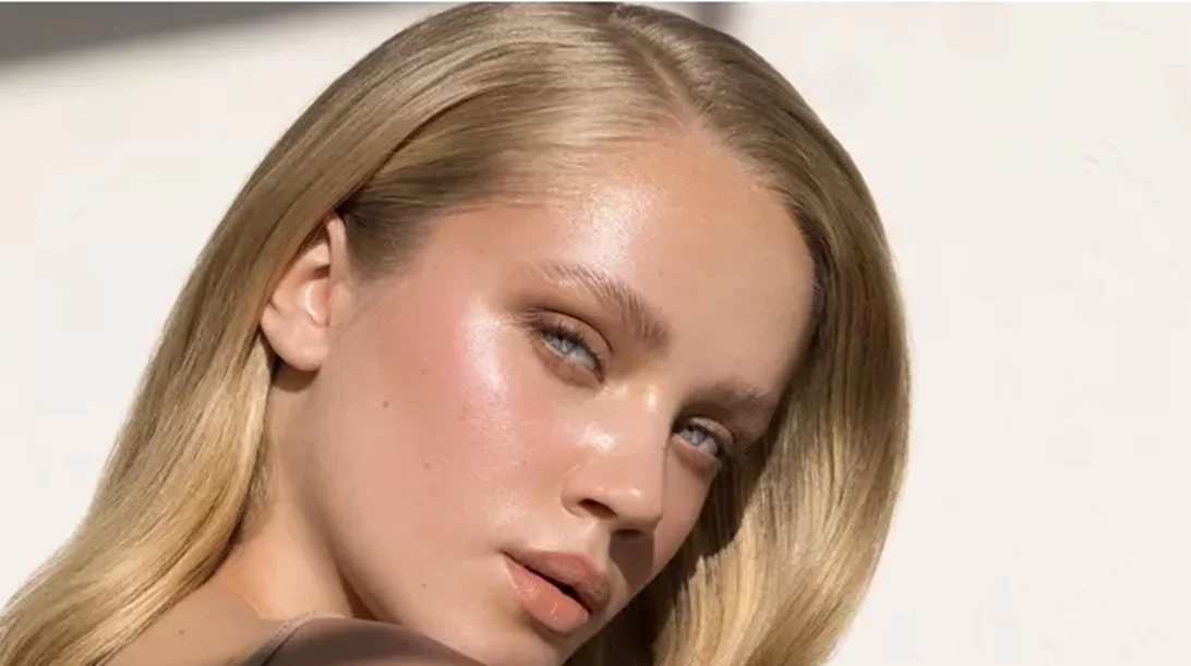 Τα 5 καλύτερα toners με γλυκολικό οξύ που θα αναβαθμίζουν την skincare και haircare ρουτίνα σου