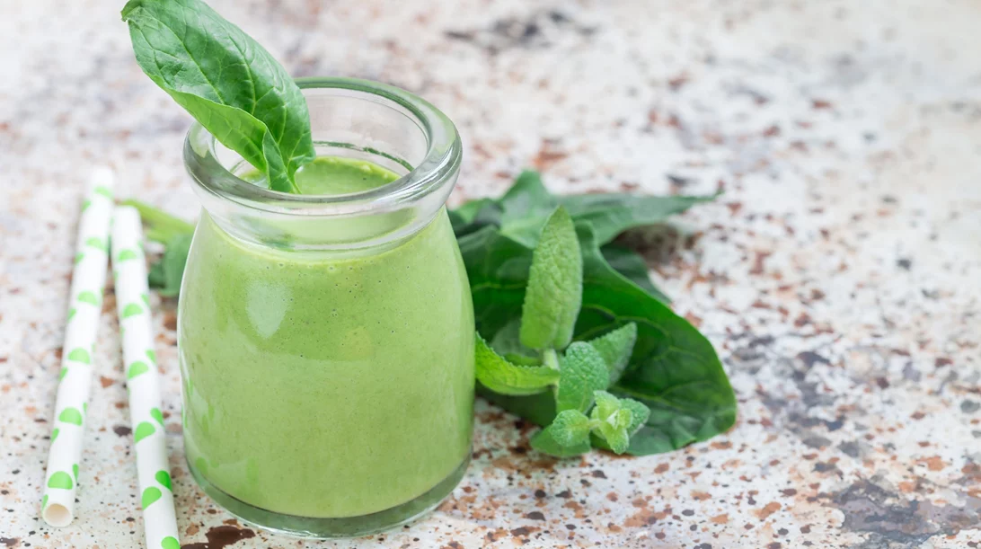Συνταγή για Smoothie Mojito: Για δροσιά τις καυτές καλοκαιρινές νύχτες
