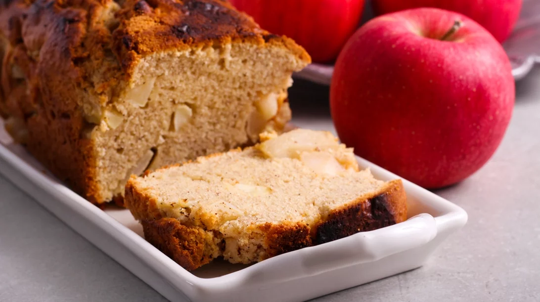 Αυτό το μηλόψωμο θα γίνει το νέο σου αγαπημένο σνακ