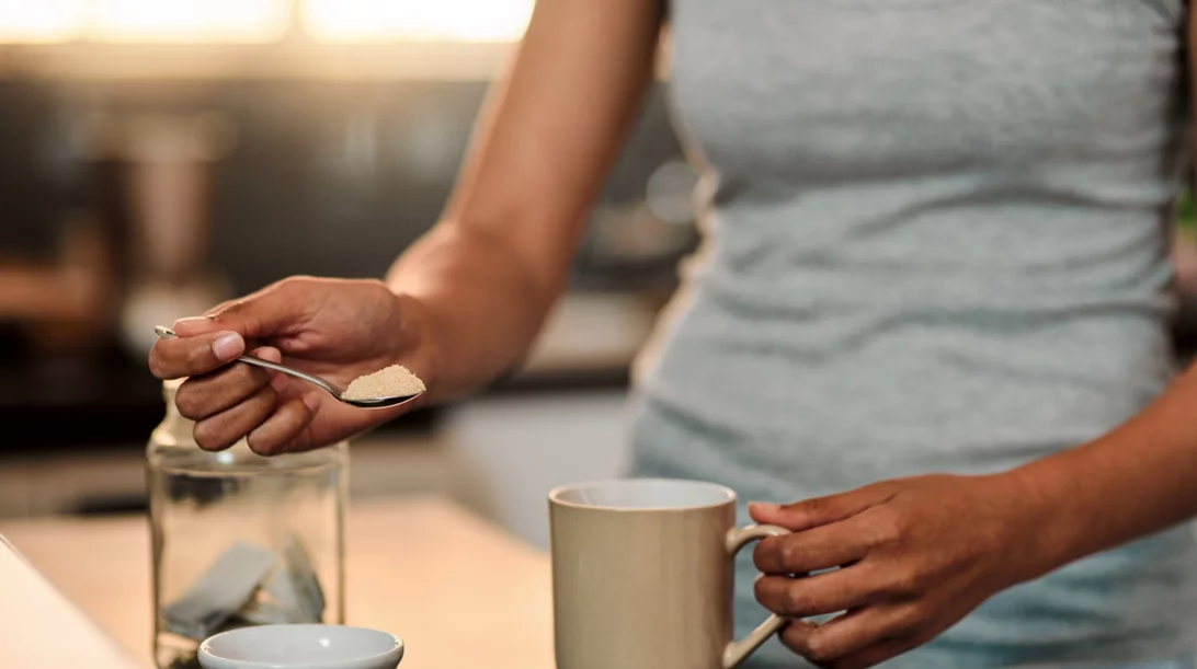 Sugar Detox: 6 πράγματα που θα συμβούν στο σώμα αν κόψουμε τη ζάχαρη