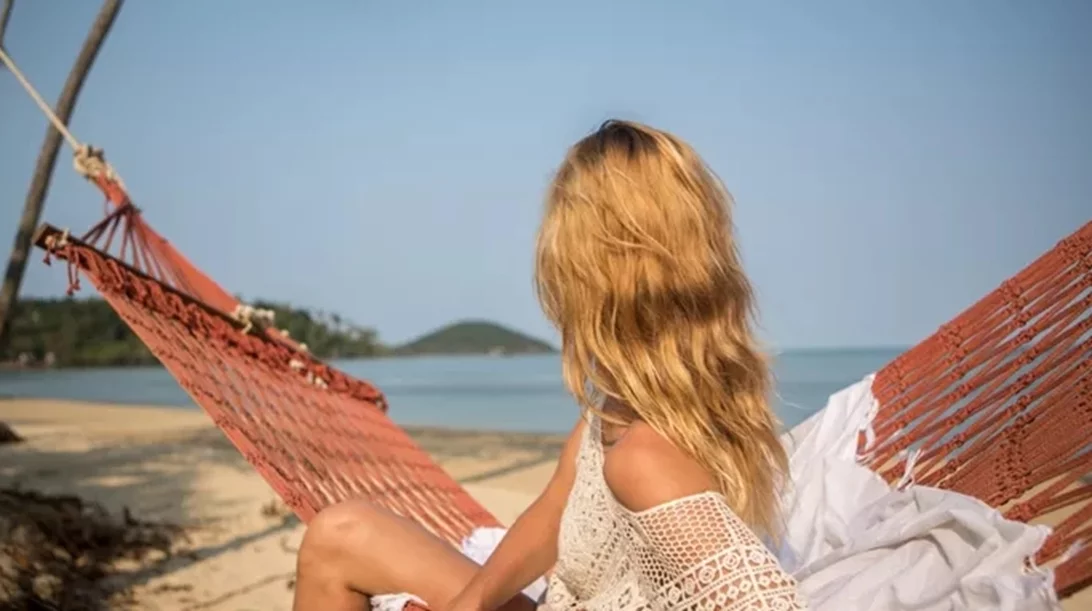 Χυμός λεμονιού: "Ανοίγει" πράγματι τα μαλλιά και πόσο ωφέλιμος είναι για την τρίχα;