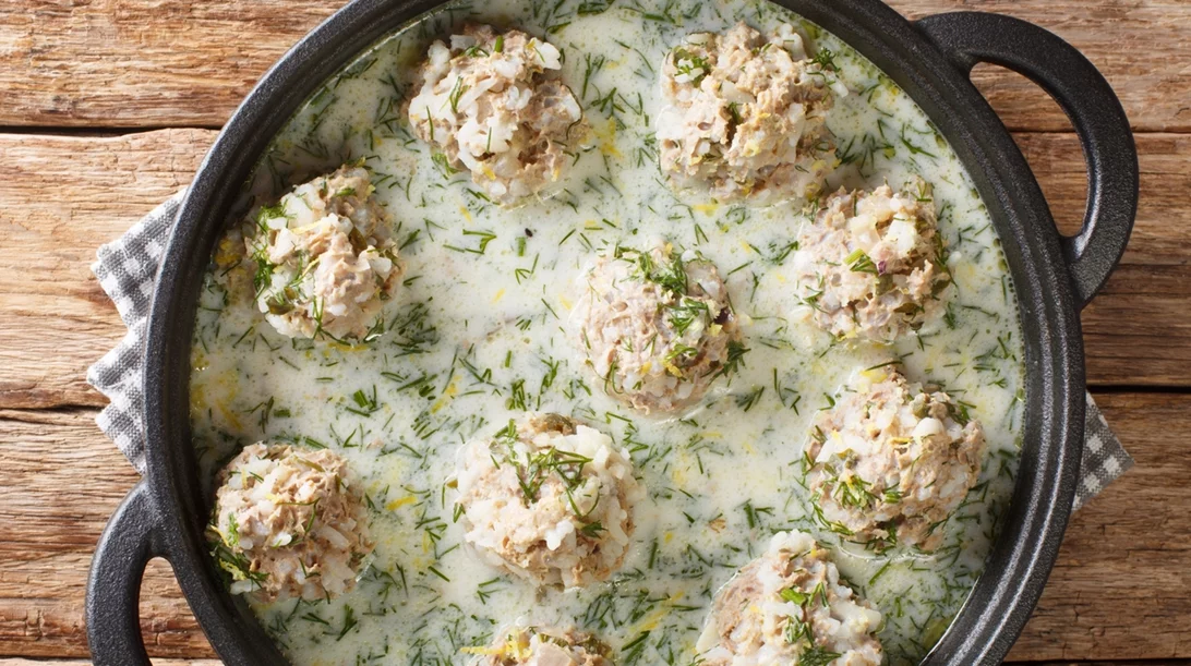 Συνταγή για γιουβαρλάκια αβγολέμονο από τη διατροφόλογο