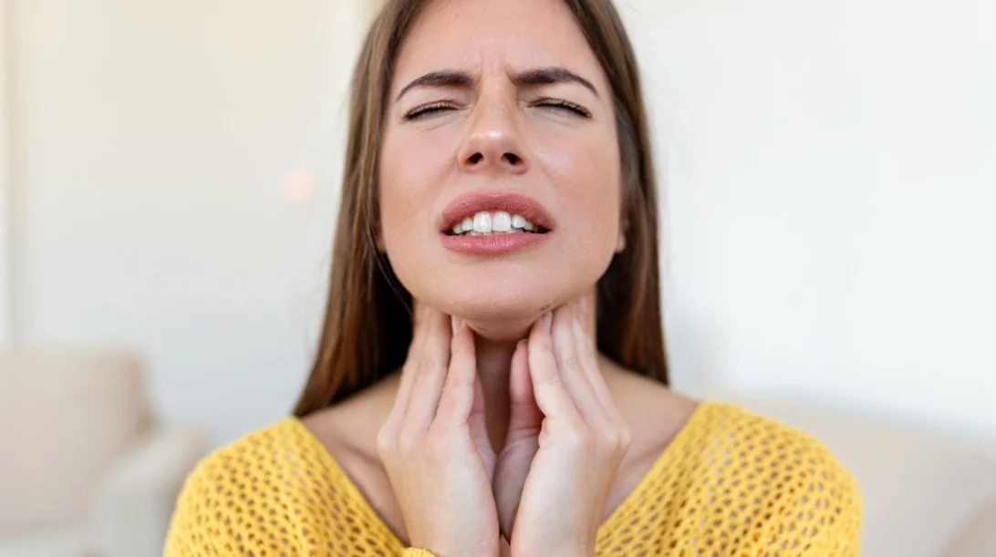 Ερεθισμένος λαιμός: Οι γαργάρες που μου έμαθε η γιαγιά μου να κάνω