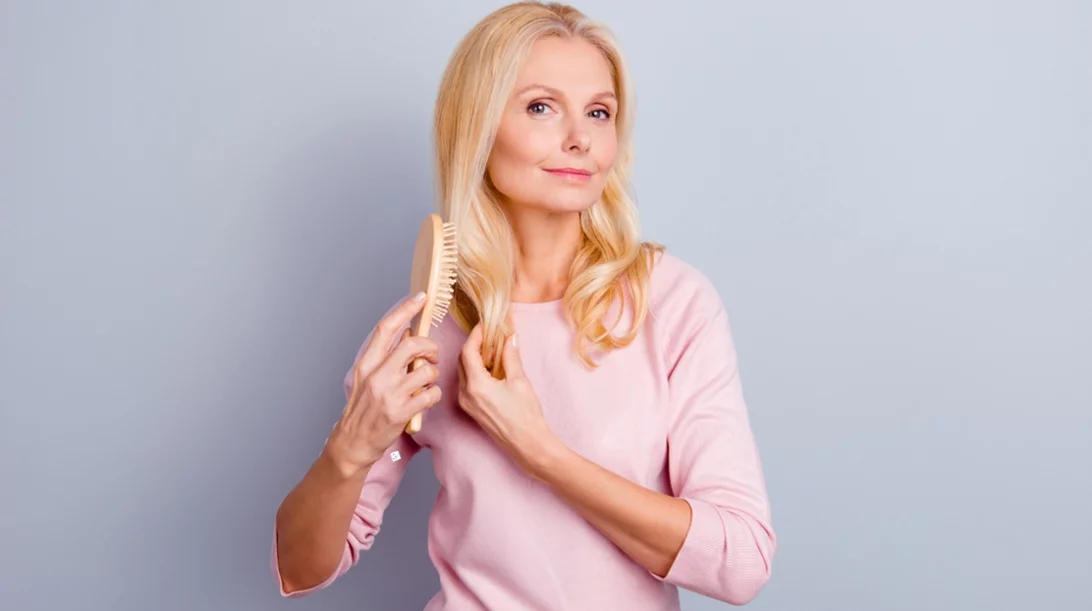 For Hair: Οι αλλαγές στα μαλλιά μας καθώς μεγαλώνουμε