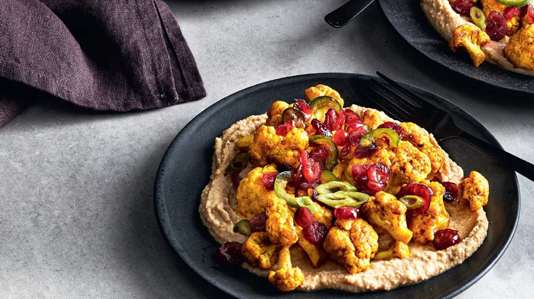 Συνταγή για κουνουπίδι με χούμους κόκκινης φακής