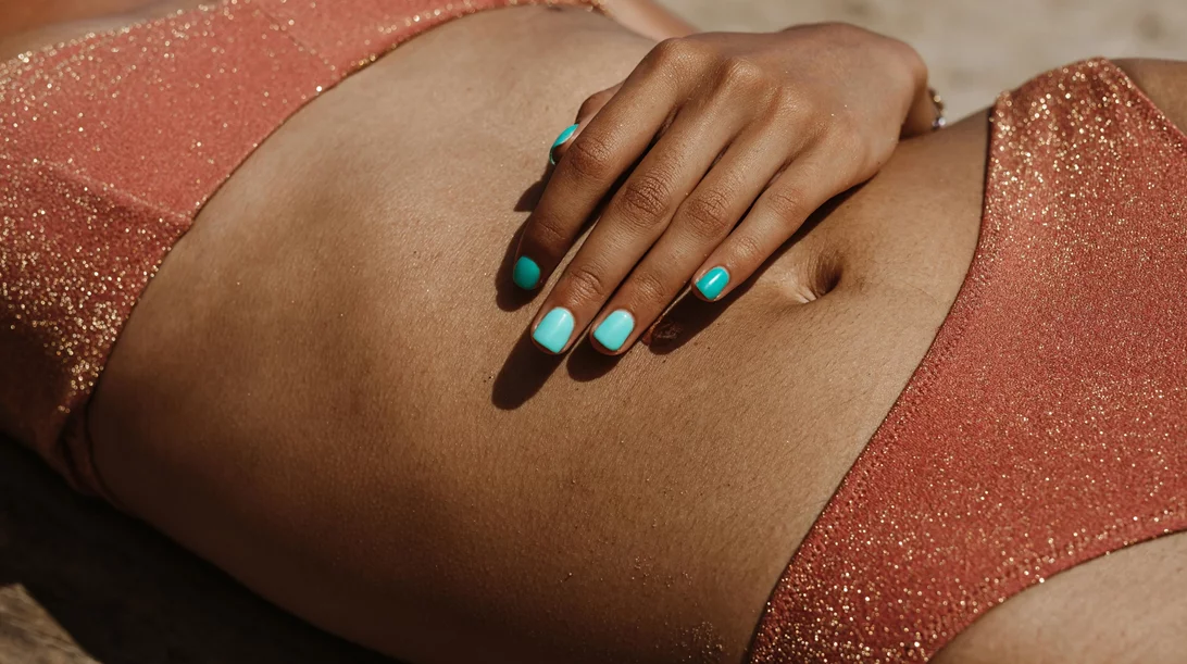 Τα καλύτερα ελαιώδη αντηλιακά σε μορφή spray για τέλειο μαύρισμα