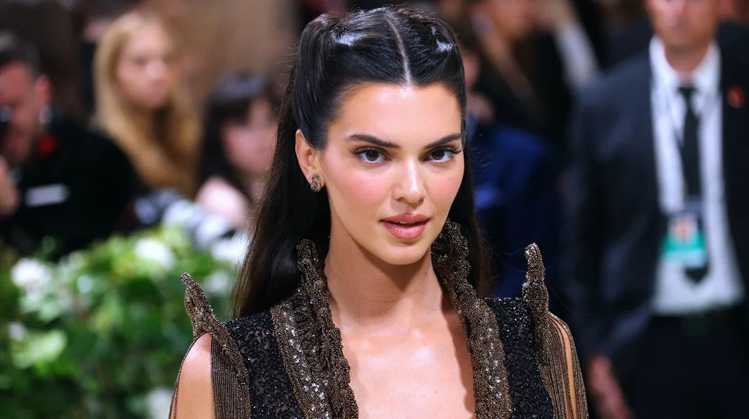 Mascara Cocktailing: H viral τάση στο μακιγιάζ για υπέροχες βλεφαρίδες, σαν ψεύτικες