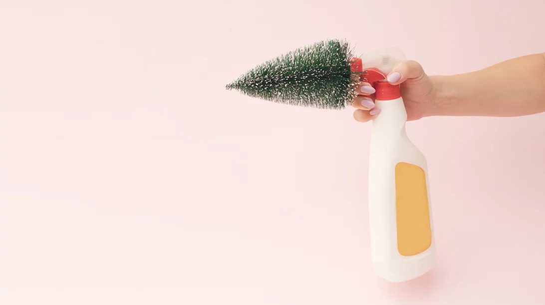 Πώς να καθαρίσεις το χριστουγεννιάτικο δέντρο, πριν το στολίσεις