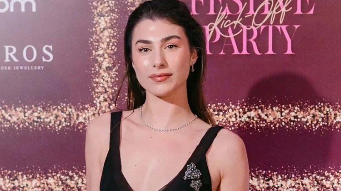 Η πανεύκολη συμβουλή ομορφιάς της Χρύσας Μιχαλοπούλου που θα αλλάξει την όψη της επιδερμίδας σου