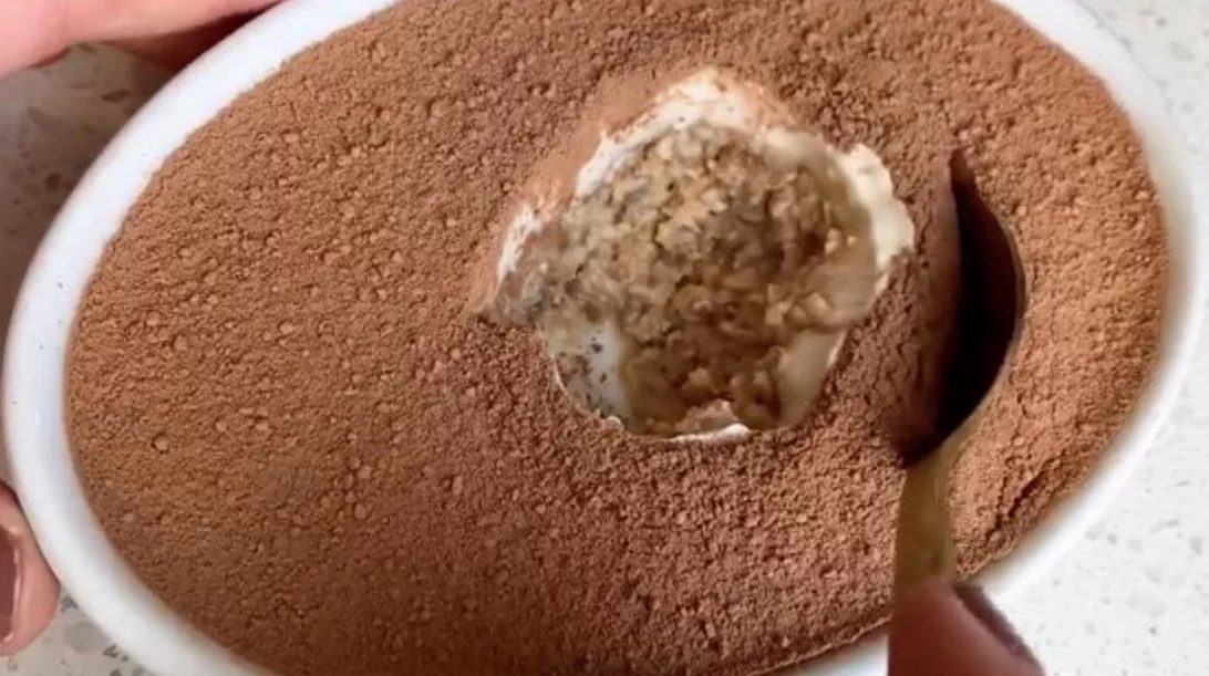 Overnight Oats: Σούπερ πρωτεϊνική βρώμη με γεύση τιραμισού