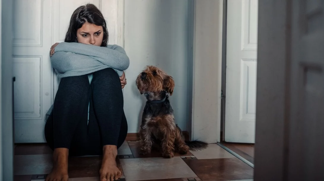 13 tips για να αντιμετωπίσεις μια κρίση πανικού ή έντονο άγχος