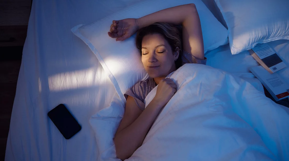 Με ποιον τρόπο η μελατονίνη σε βοηθά να κοιμηθείς - μπορεί να γίνει εθιστική;