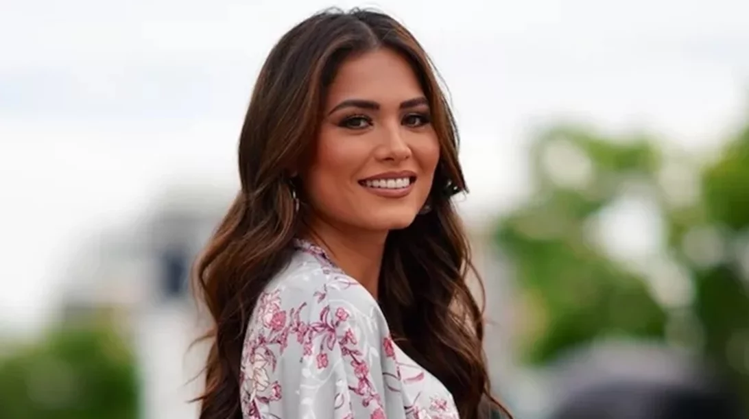 Τα μολύβια ματιών που φωτίζουν υπέροχα τα καστανά μάτια