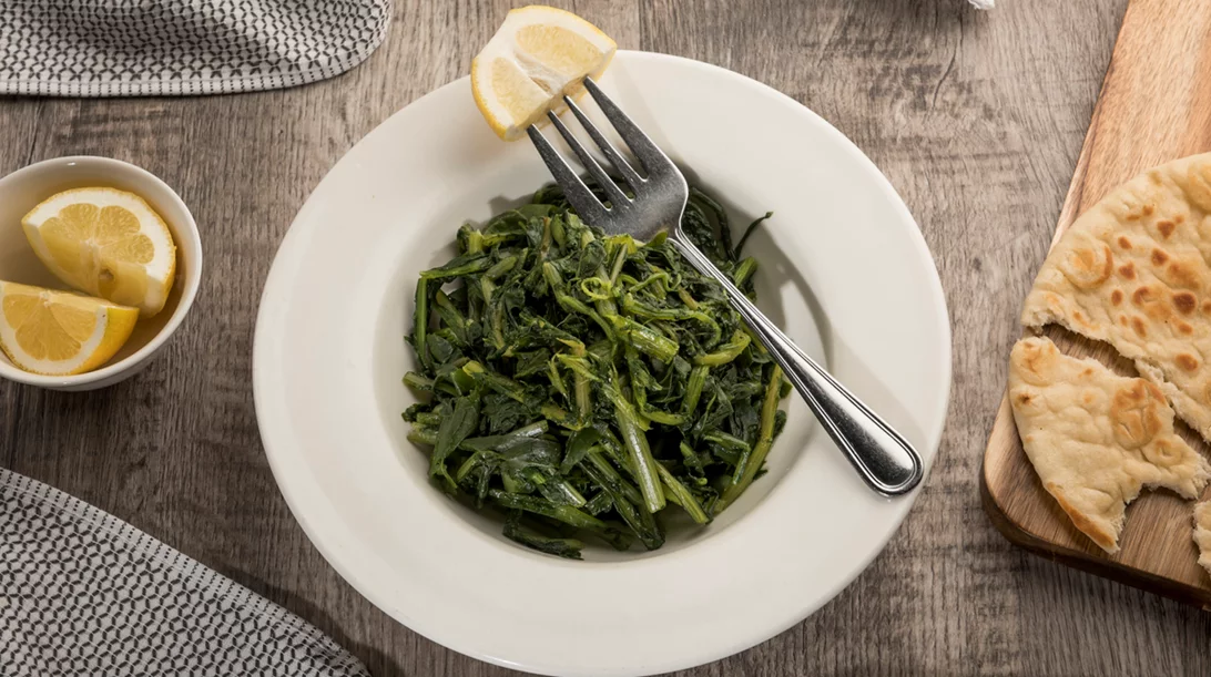 Xόρτα: Όλες οι συμβουλές για το σωστό μαγείρεμα της πιο ανοιξιάτικης γεύσης