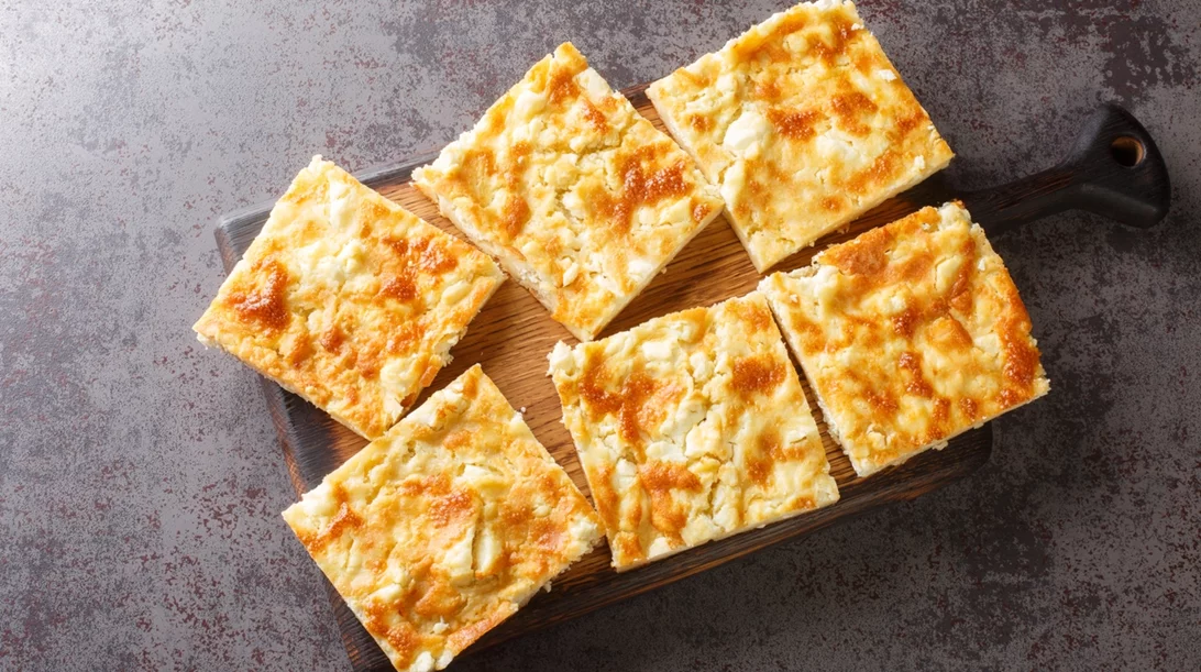 Εύκολη σπιτική τυρόπιτα χωρίς φύλλο