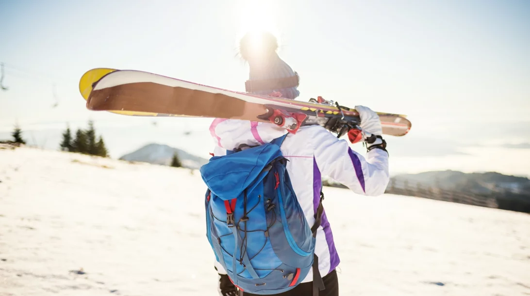 Σκι: 10 χρήσιμες συμβουλές πριν ανέβεις στις χιονισμένες πίστες