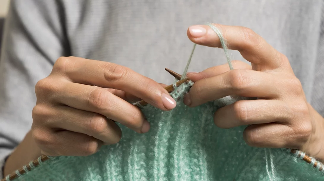 7 τρόποι να ηρεμήσεις τα νεύρα σου (πέρα από την κλασική αναπνοή)