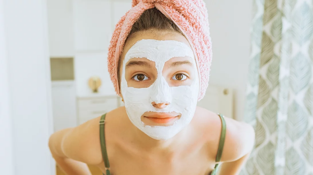 Oι καλύτερες μάσκες προσώπου για αποτοξίνωση μετά το Πάσχα