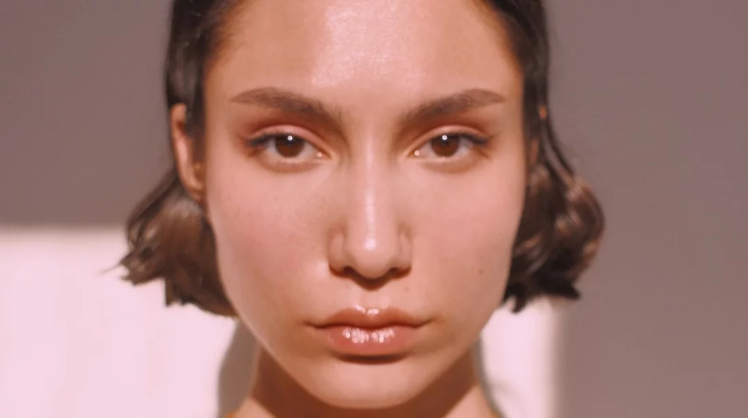 Επιδερμίδα φρέσκια και λαμπερή: Το φυσικό "λίφτινγκ" που αναζωογονεί το δέρμα