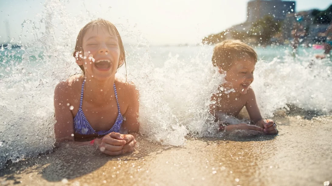 Ασφαλές καλοκαίρι για τα παιδιά! Τα tips 6 ειδικών