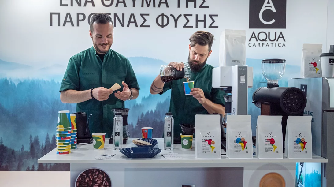 Πώς η ποιότητα του νερού επηρεάζει τη γεύση του καφέ;