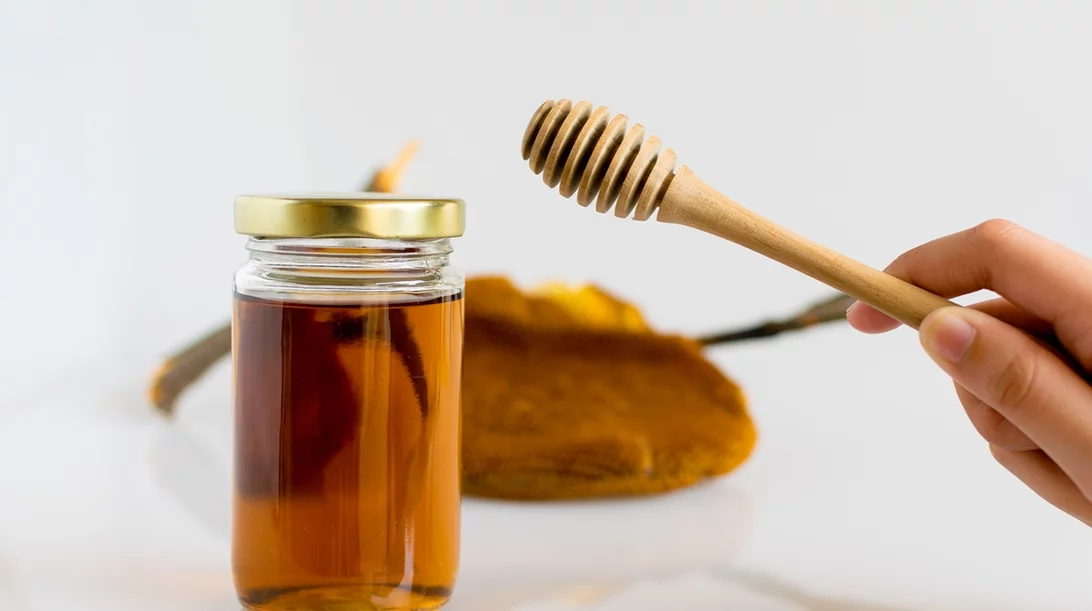 Μέλι: Μπορεί να βοηθήσει στην επούλωση των πληγών; Τι λένε οι επιστήμονες