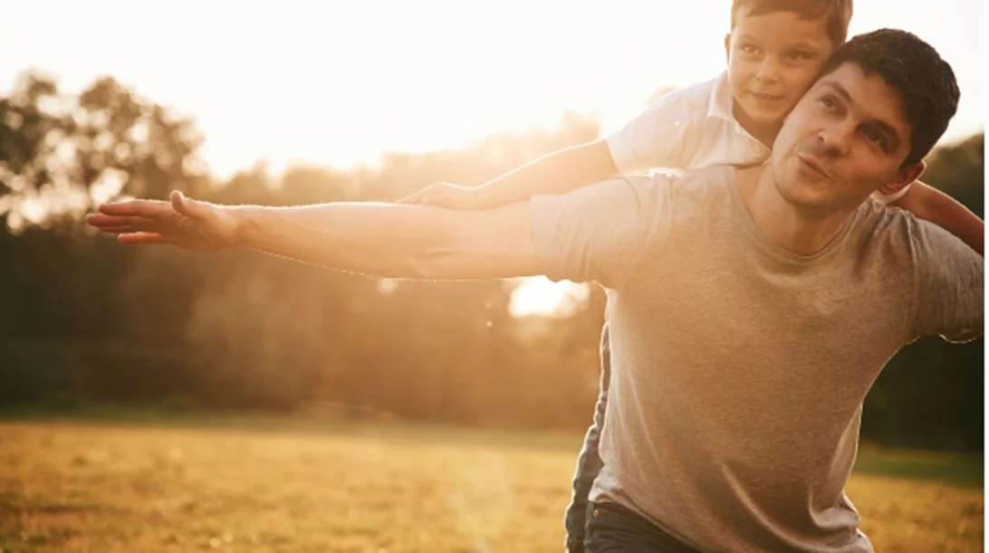 Ποια "μπράβο" κάνουν καλό στα παιδιά μας και ποια τους δημιουργούν πίεση;