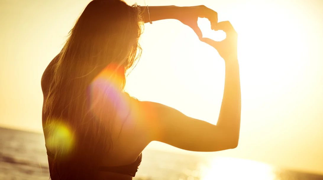 Καύσωνας: Πώς να προστατέψεις την καρδιά σου σύμφωνα με τον καρδιολόγο