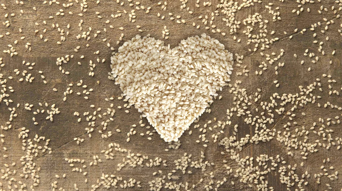 Πώς το σουσάμι βελτιώνει την υγεία σου | Τι λέει ο διαιτολόγος