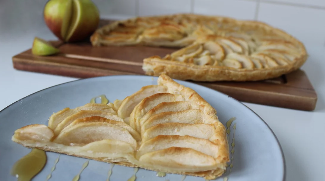 Φτιάξε την πιο εύκολη και γρήγορη μηλόπιτα στο μπλέντερ