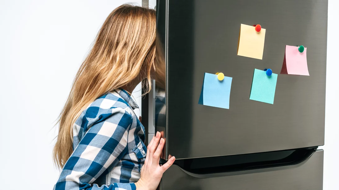 Προστασία από τη νόσο Alzheimer: Βάλε post-it στο ψυγείο σου με αυτές τις τροφές