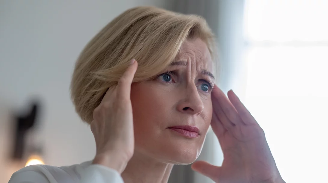 Brain fog ή Αλτσχάιμερ; Eιδικός αποκαλύπτει 5 βασικές διαφορές που πρέπει να ξέρεις