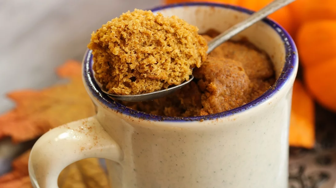 Pudding cake μήλου: Το πιο ζουμερό, αφράτο και χορταστικό σνακ!