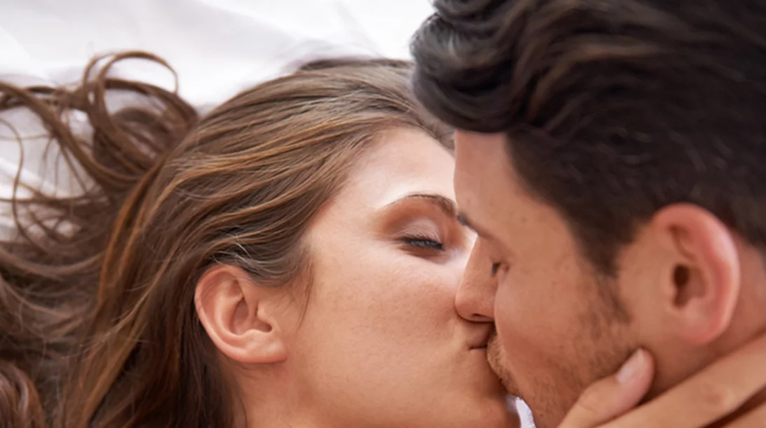 6 πράγματα που πρέπει να γνωρίζεις για το σεξ (π.χ. η καλύτερη ώρα είναι στις 3 το μεσημέρι)