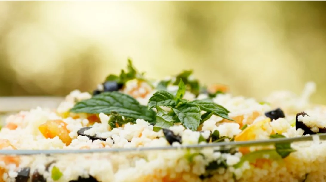 H συνταγή για νηστίσιμο και γευστικό ταμπουλέ