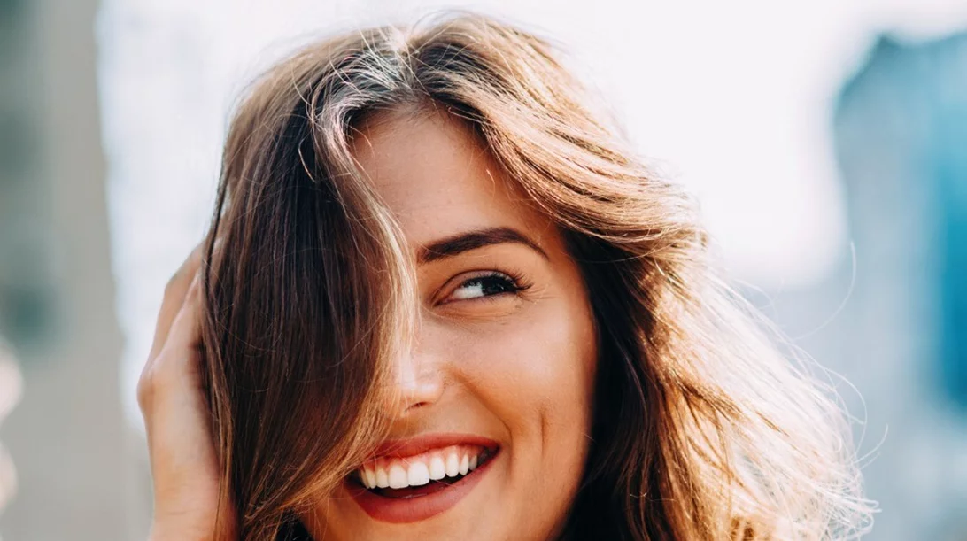 Οι 10 καλύτερες τροφές για μακριά λαμπερά μαλλιά