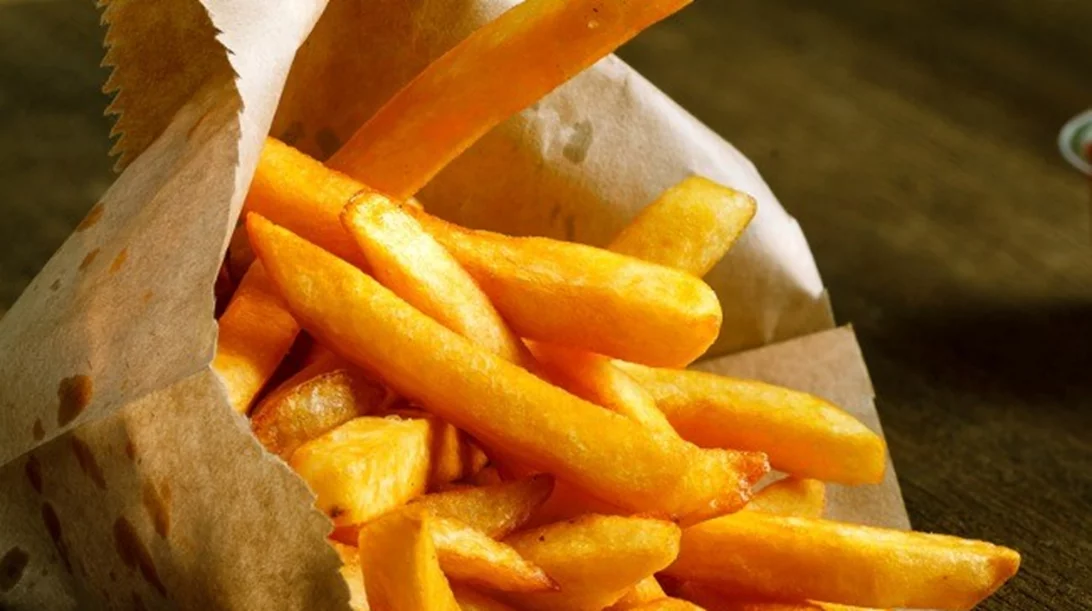 Φτιάξε τις πιο υγιεινές "τηγανιτές" πατάτες στο φούρνο