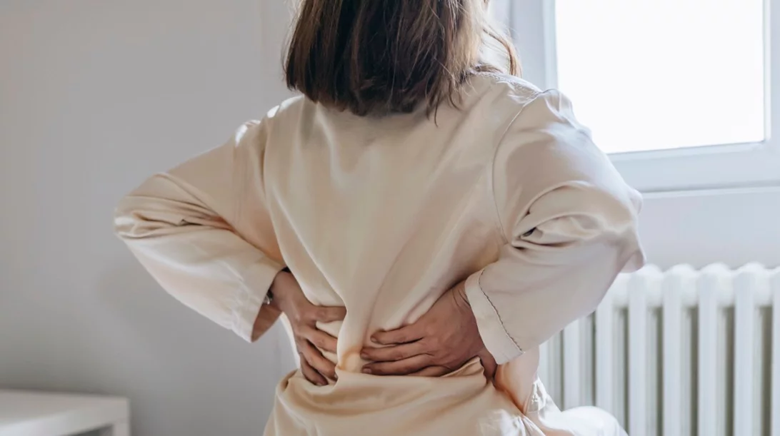 Q+A Οσφυαλγία: Ο πόνος στη μέση προτιμά τις γυναίκες