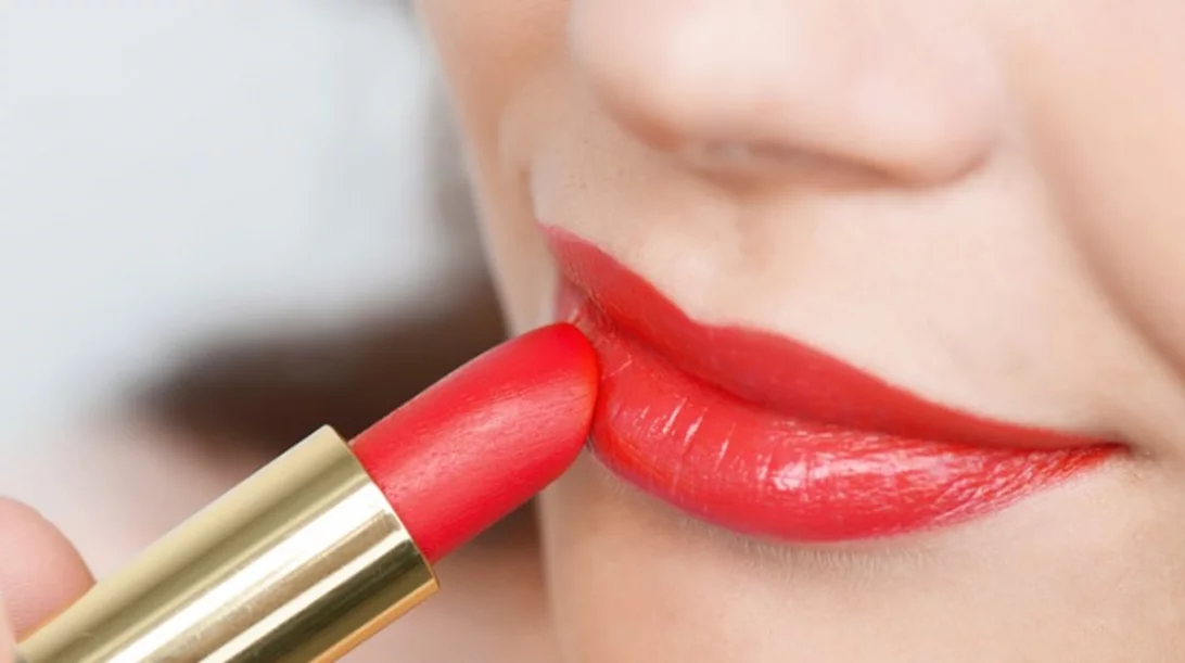 Οι 10 εντολές του κραγιόν για άψογη εφαρμογή