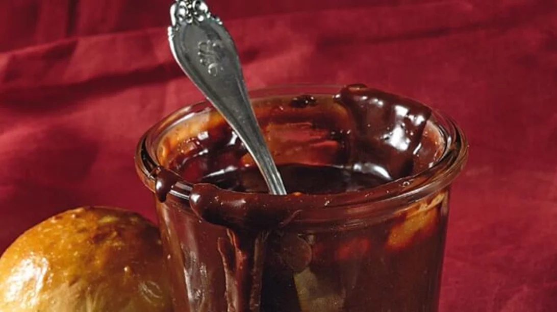 Άλειμμα σοκολάτας με φουντούκι: να πώς θα φτιάξεις σπιτική πραλίνα