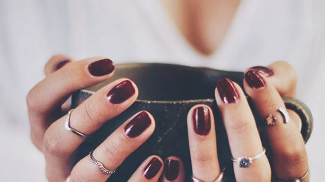 Επιστροφή στην πόλη; Super ιδέες για φθινοπωρινό μανικιούρ!