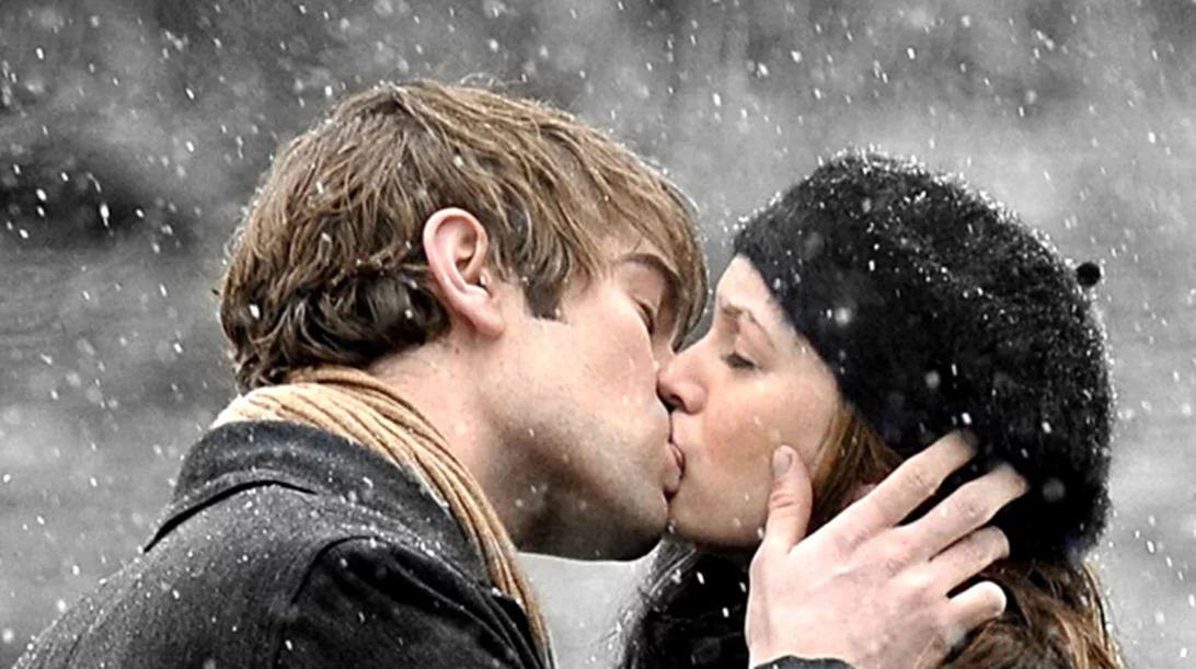 Γιατί πρέπει να φιλιέσαι περισσότερο το χειμώνα