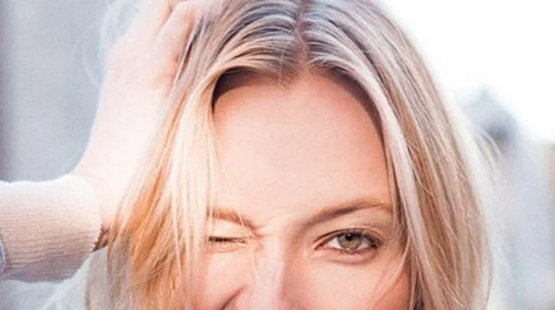 Τι θα έγραφες σε μια κάρτα στον εαυτό σου; Να τι συστήνουν οι NLP coaches!