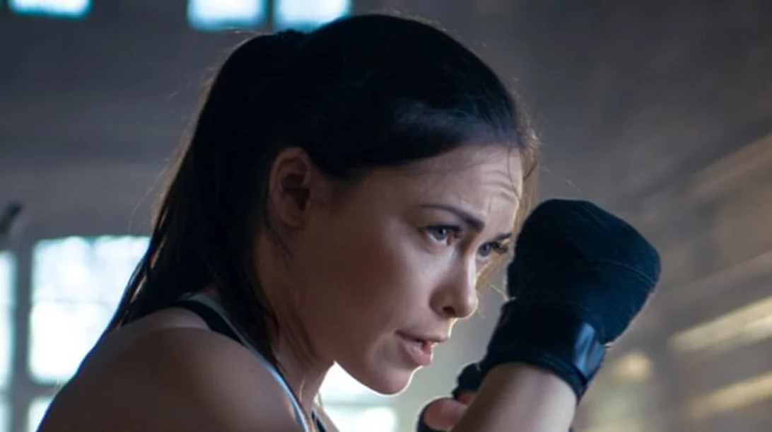 Η προπόνηση boxing στο σπίτι που θα διώξει ΟΛΟ το λίπος από το σώμα σου