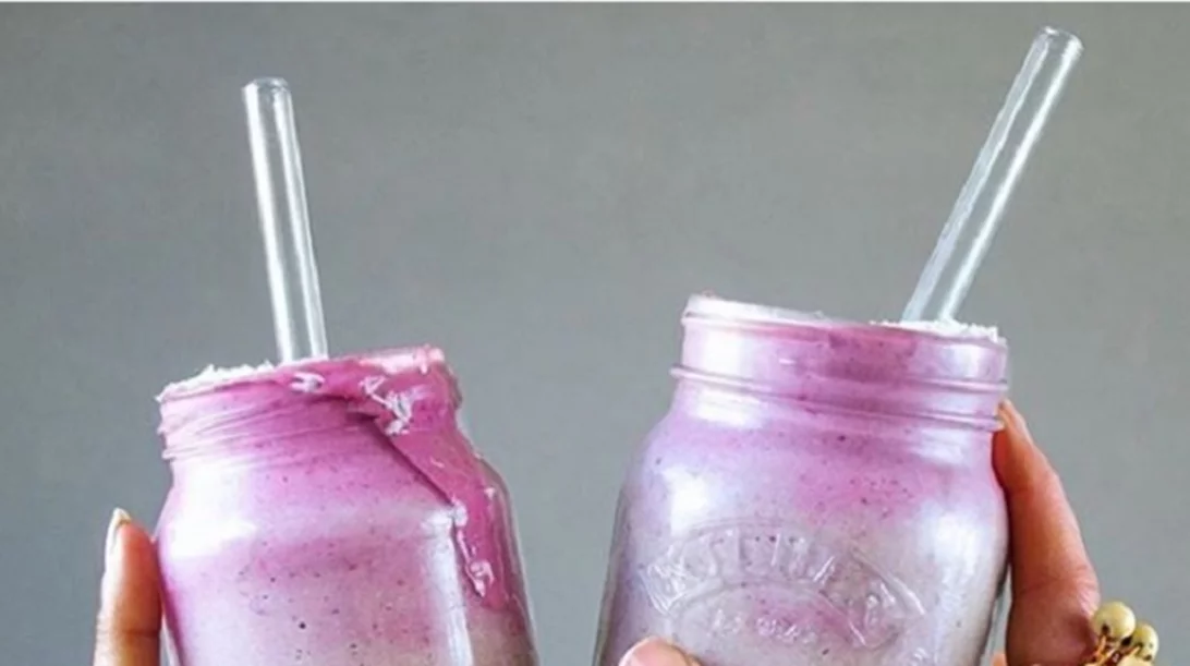 Smoothie με έντονες στρώσεις: Η νέα food τάση μας αρέσει!
