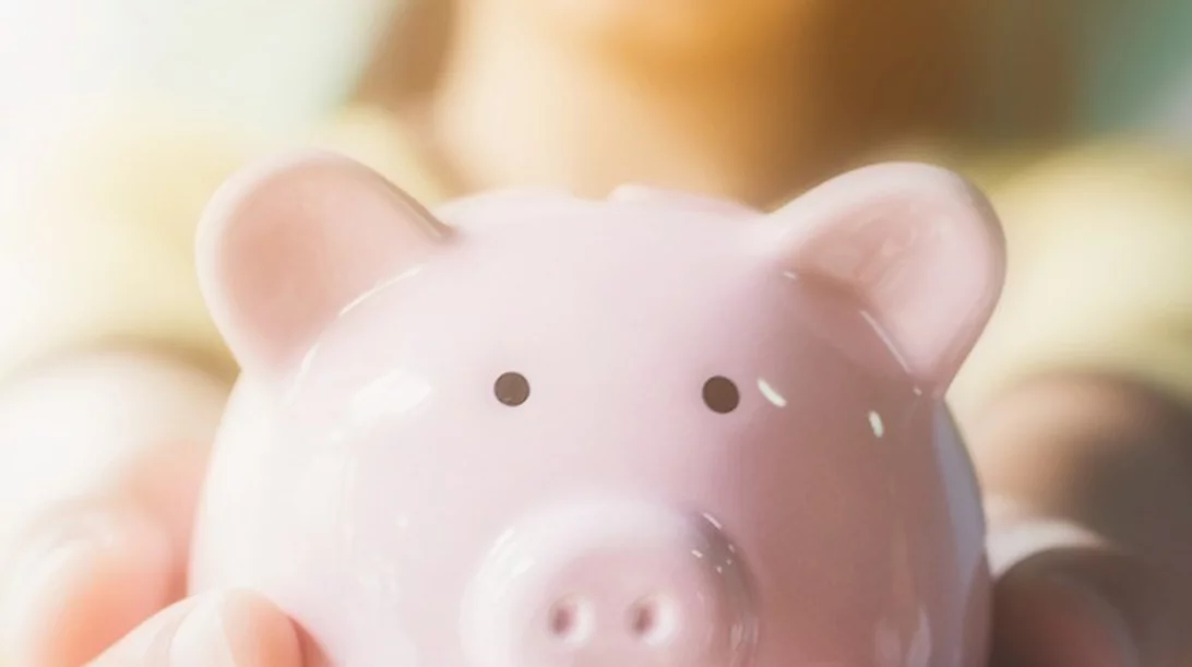 10+1 δημιουργικοί τρόποι για εύκολη αποταμίευση (διατροφή, fitness, διασκέδαση, σπίτι)